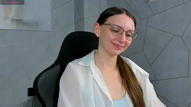 Alexa_Carte - lick and suck 2 fingers