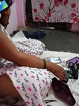 Poojasexy71
