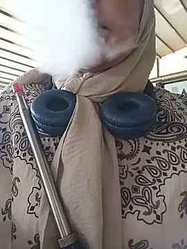 MisyonerNur - Dışarıda göğüslerini aç 😅