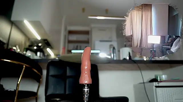 Miss69Ri99 - I need your care😈😈😈😈