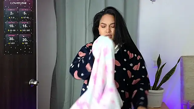 Megangil_ - Tits and deep suck at