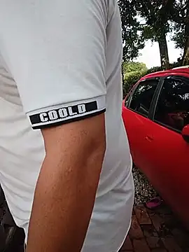 Hotandfierylatinos2023 - fucking a dildo against the car door