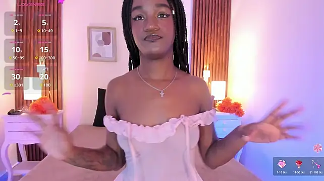 Chloebrunnie - Striptease wih a sexy song♥
