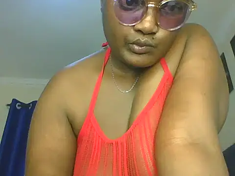 Bustyy_Bitch - orgasms cum shake legs