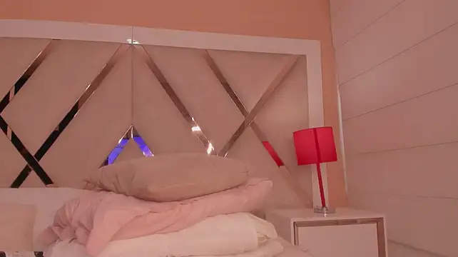 IsaGlow - PLUG ANAL