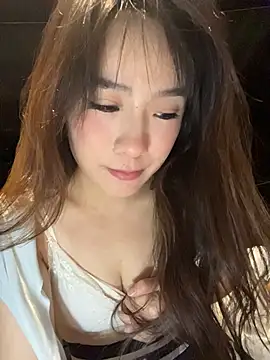 CiCi9 - 🦌园长户外茶楼裸上半身