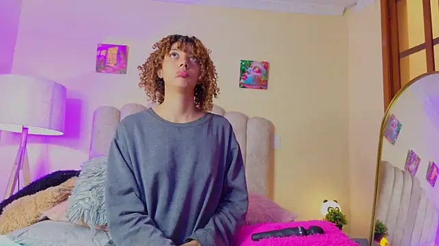 Spicy_morena_ - plug anal + twerk