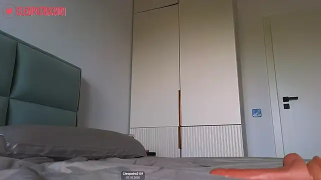 Cleopatra3101 - Cum Show