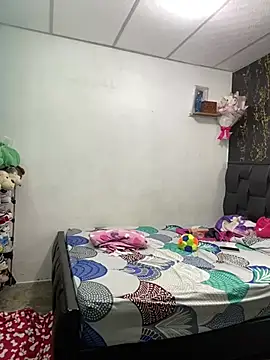 Rossestoner - naked girls, kisses, tongue, hot caresse