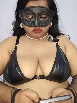 BigAssAyeaha - Be in bra and panty