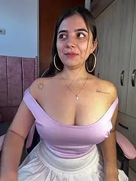 Estrella22 - suck my tits