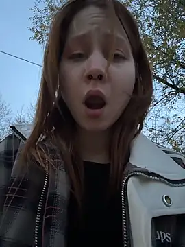 SlavicCandy - squirt in public WC (risky)
