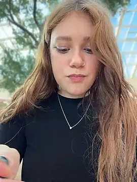 Lucy-joy - OPEN PUSSY LIPS WIDE