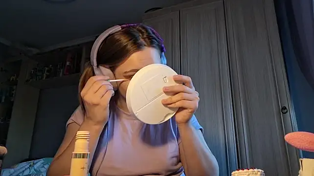 WoodPracice - do you wanna see my nipples??