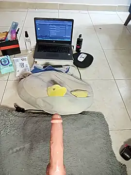 Grecia_leee - control machine x2 minutes🥵😈
