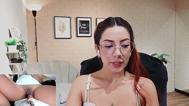 MissOffice_ - Show my boobs and tease