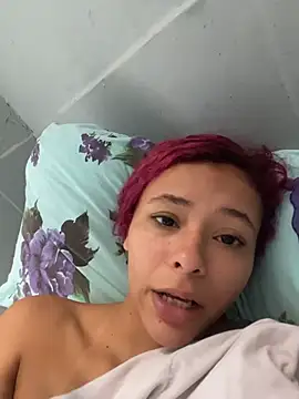 Littlehoney00 - Siririca bem gostosa com consolo 🌸