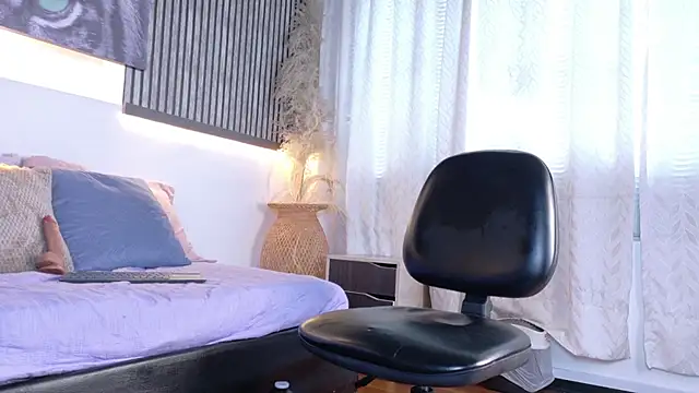 SamanthaStonex - 🥵Rinding dildo 😈