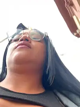 Outdoors-Mia_Khalifa - Anal plug plus oil