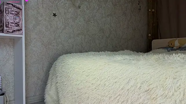 AnnyiBlue - Naked Boobs play