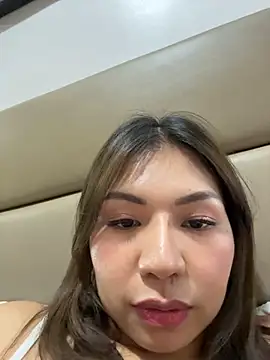 XPinaySarapX - Squirt Show in a Mustang