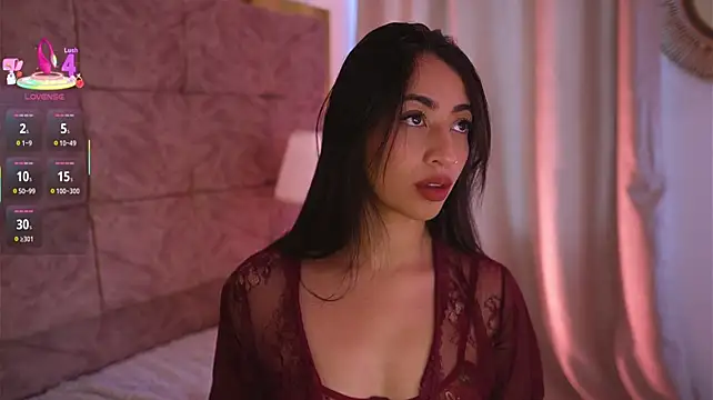 Charlotterusso - 💋 Slow Striptease