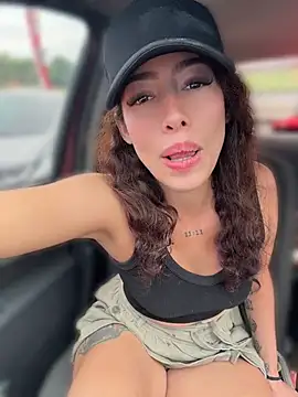 Roxyrougee - Risky ride dildo naked open door