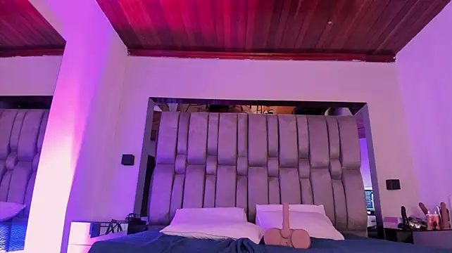 NikkySmiith - show pussy