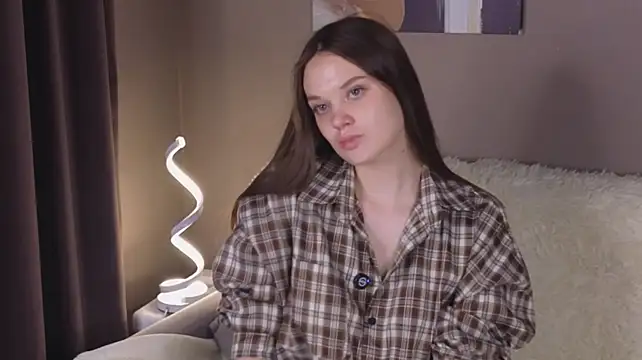 VerdaFrisbee - Look at my bare shoulder