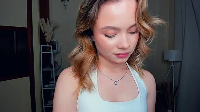 RuthieSaris - to play with one's hair