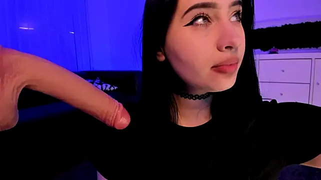 Miss_Mary_Lori - Nipple clamps on