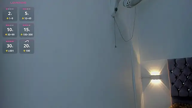Layla_secret - dancing naked for you