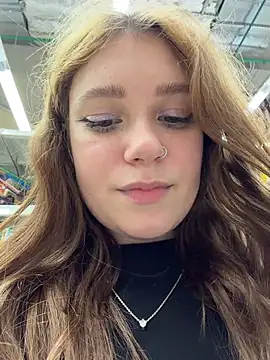 Lucy-joy - make me moan in public