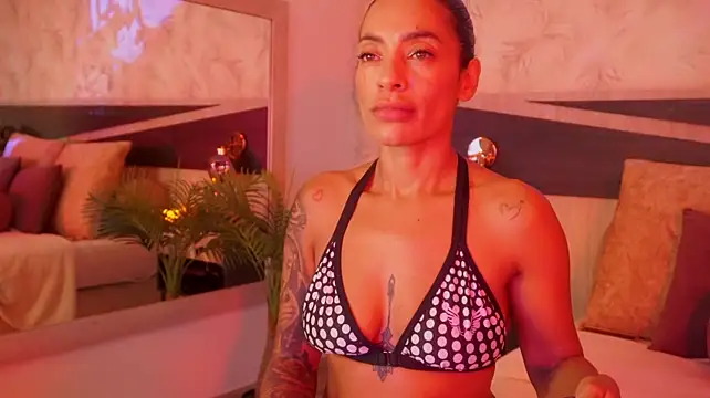Natalia_Cruzz - 🍒 Pinch my nipples