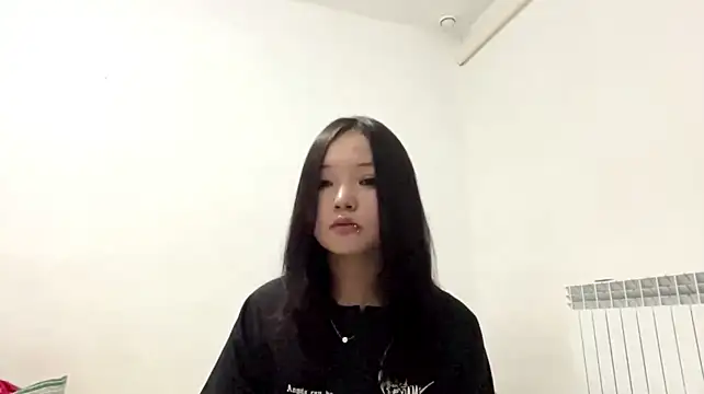 KitArmelin - Show my sexy belly