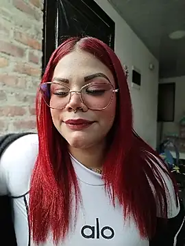 IamAlana_ - Oil on my tits