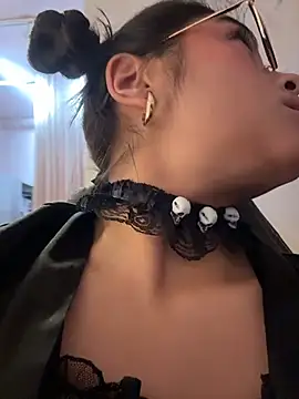 GiselOrtiz - Take top off + bounce tits, Gis 🍒