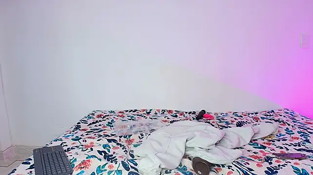 CarolinaGomez_ - SPANK DILDO IN FACE