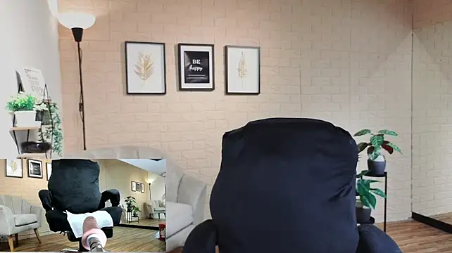 MissOffice_ - Show my boobs and tease