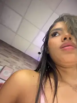 NaylaViceXXX - HI NAYLA! YOU LOOK SO BEAUTIFUL! 😻