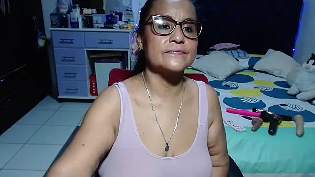 Pervert_mommy_ - undress me honey to masturbate