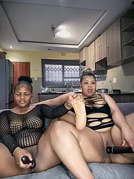 Thick_Ass_Barbiie - bounce boobs
