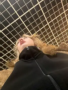 RonnieKiss - Masturbation pussy 💦