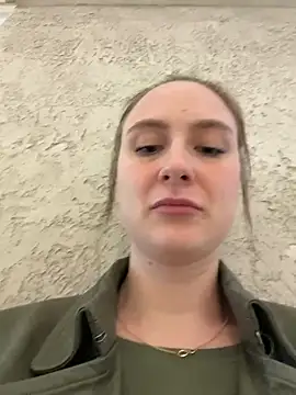 Dina_Tease - OPEN DOOR NAKED & SAY HI?