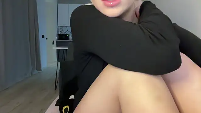 Ur_molly - lotion naked tits