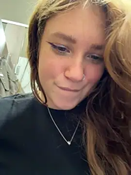 Lucy-joy - RISKY load moan