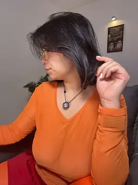 Tati_reyess - Show your tits vilma:)