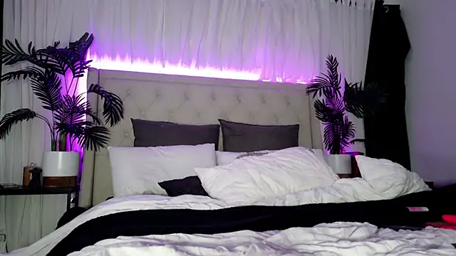 Keelieuncensored - Ride Dildo 😈