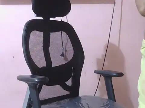 Itsabika - make me nude..........