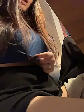 Chloe__Moon - massage 2 holes doggy pose near urinals
